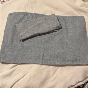 Bee & Willow Standard / Queen Flannel 2pc Pillowcases, grey NWOT, no packaging